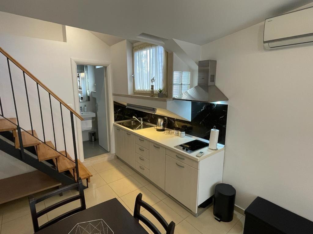 Piazza Square City Top Centre Apartments Split Exterior photo